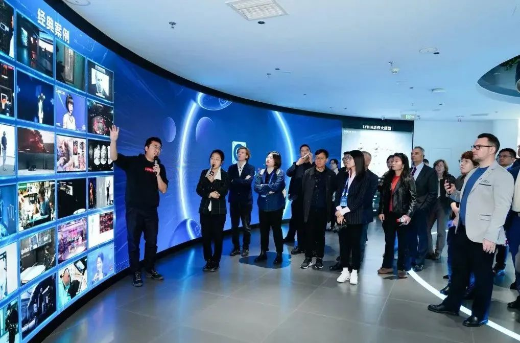 商务部副部长寄语德中企业丨米兰milan,·虚拟动点与德国商界代表共探可持续发展新机遇